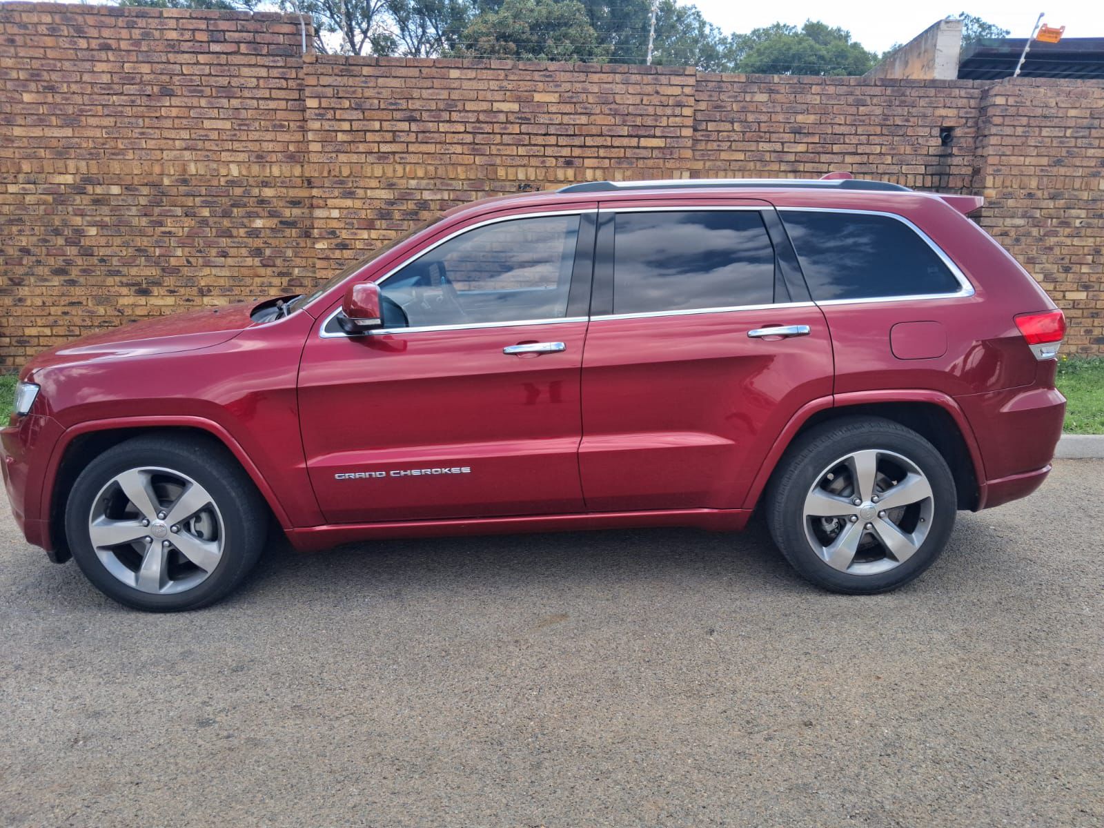 2017 Grand Cherokee 3.6 Overland 4x4 8-Speed Auto