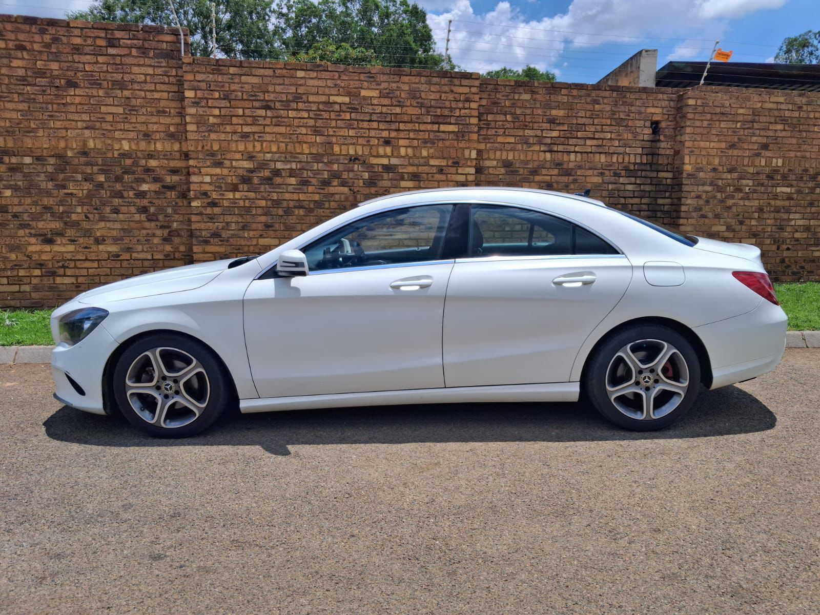 2018 Mercedes CLA 200