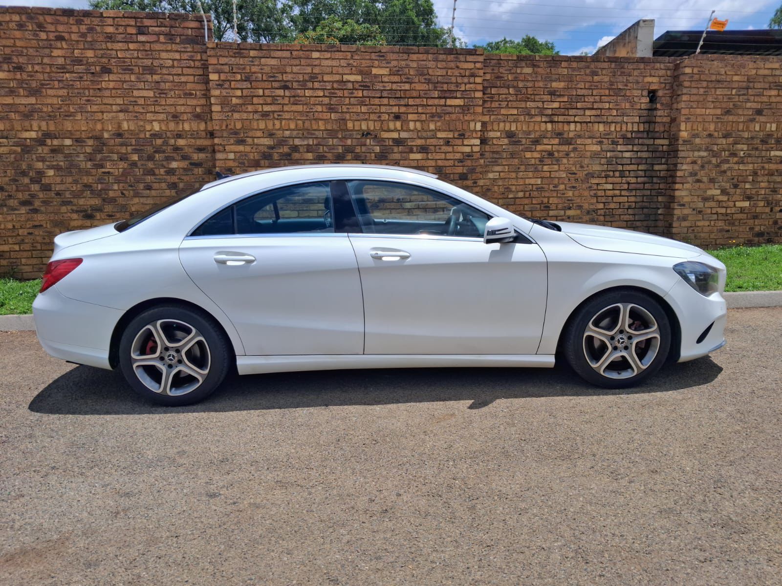 2018 Mercedes CLA 200