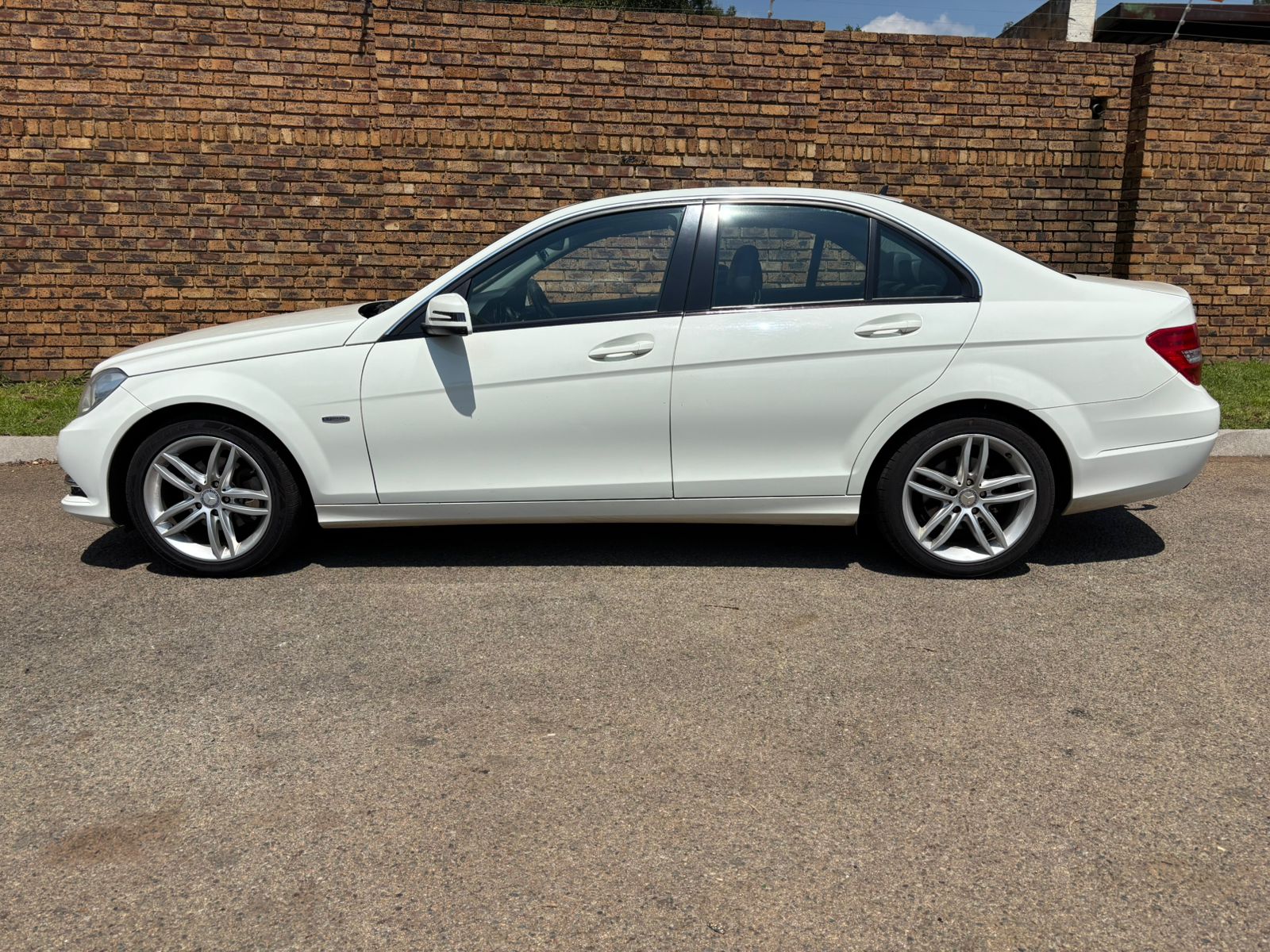 2012 Mercedes Benz C180 Blue Efficiency