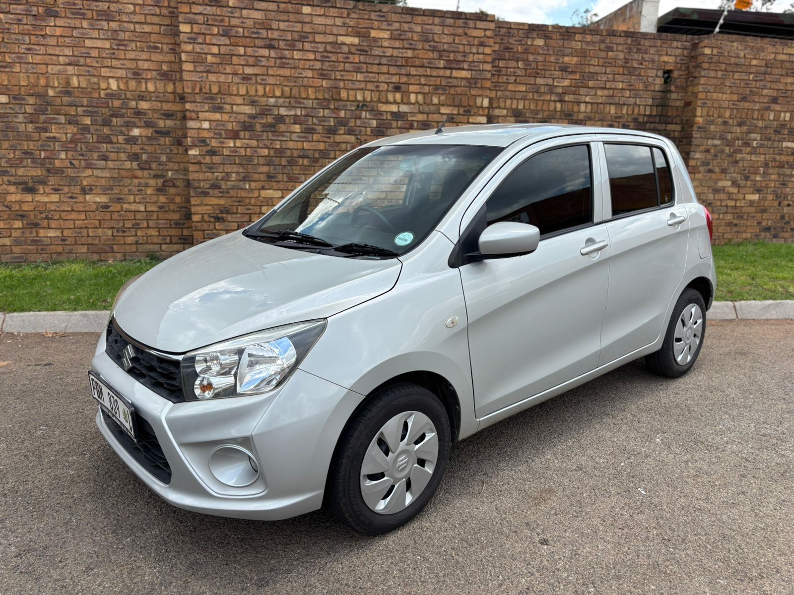 2017 Suzuki Calerio 1.0L GL