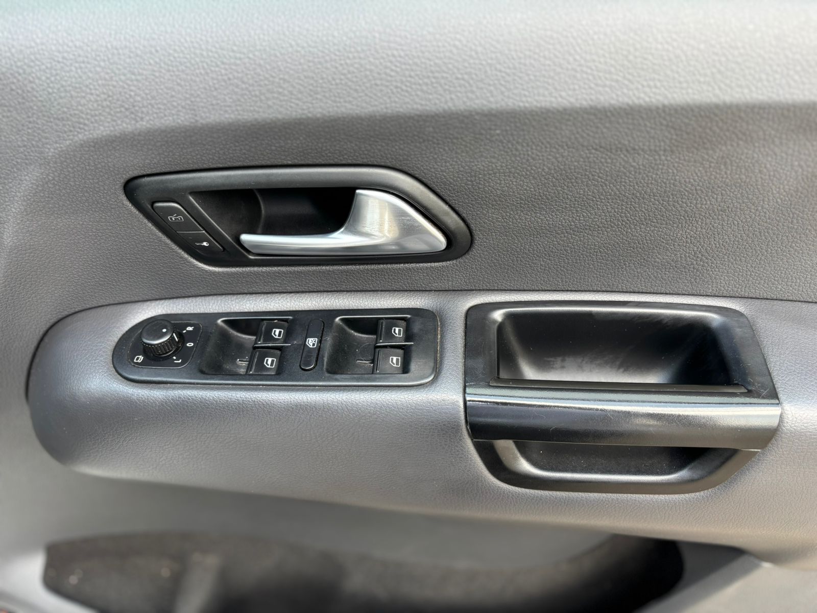 2017 VW Amarok 2.0 BiTDi HIGHLINE 132KW 4Motion (4x4) D/C P/U