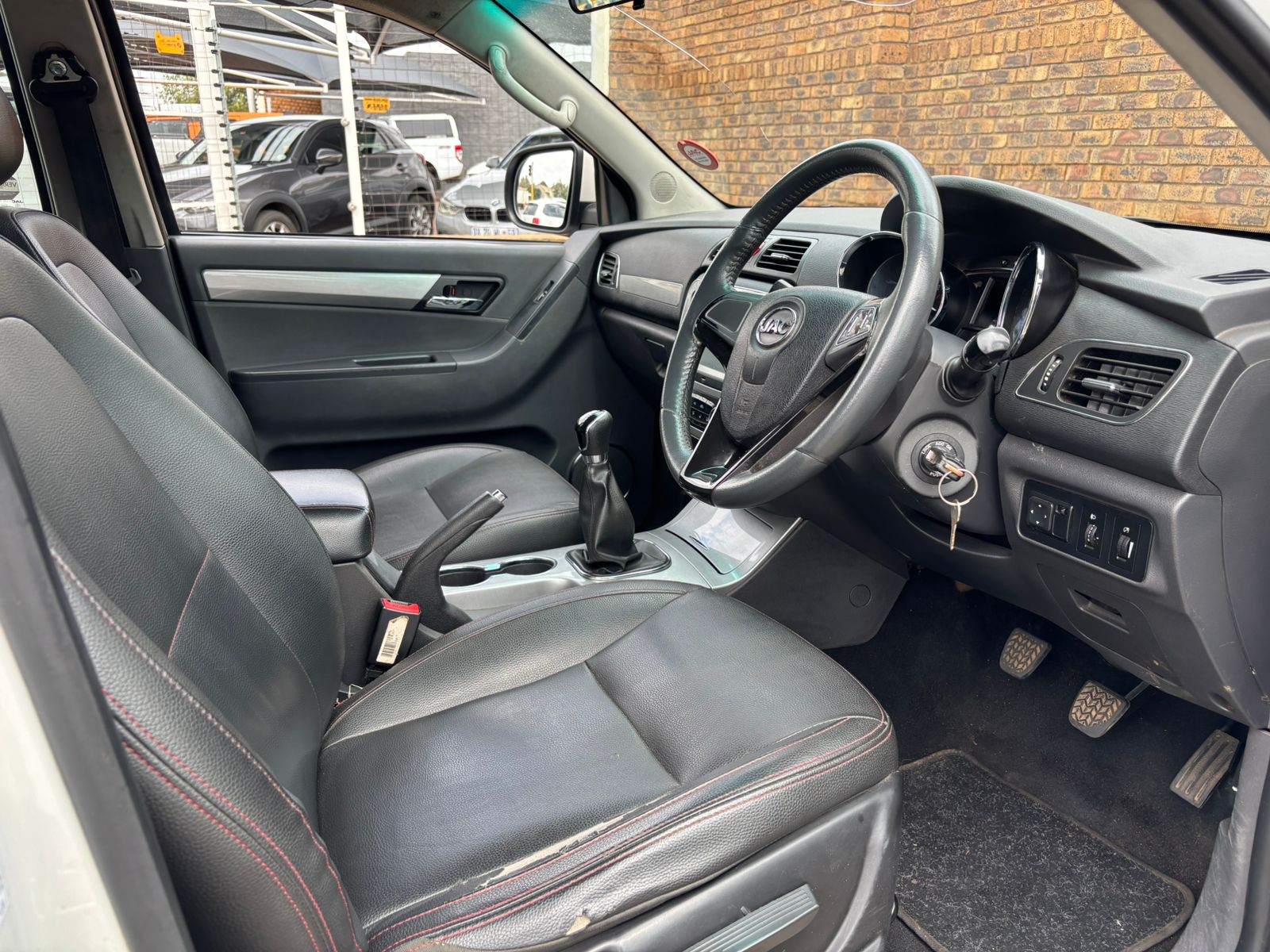 2023 JAC T6 2.8T