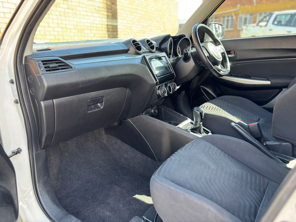 2021 Suzuki Swift GLX AMT