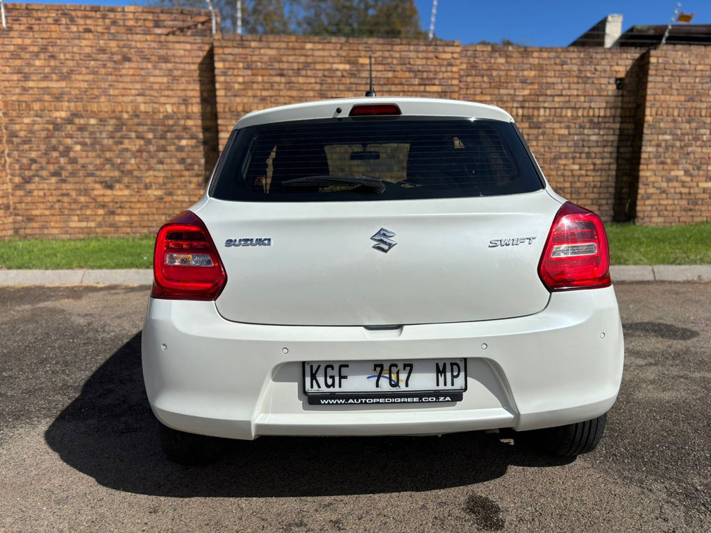 2021 Suzuki Swift GLX AMT